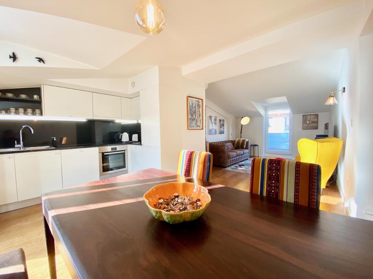 Appartement Unique By Myplaceforyou, In The Center Of With Views Over The And The Tagus River